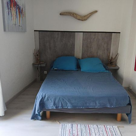 Jolie Appartement Refait A Neuf Saintes-Maries-de-la-Mer Esterno foto