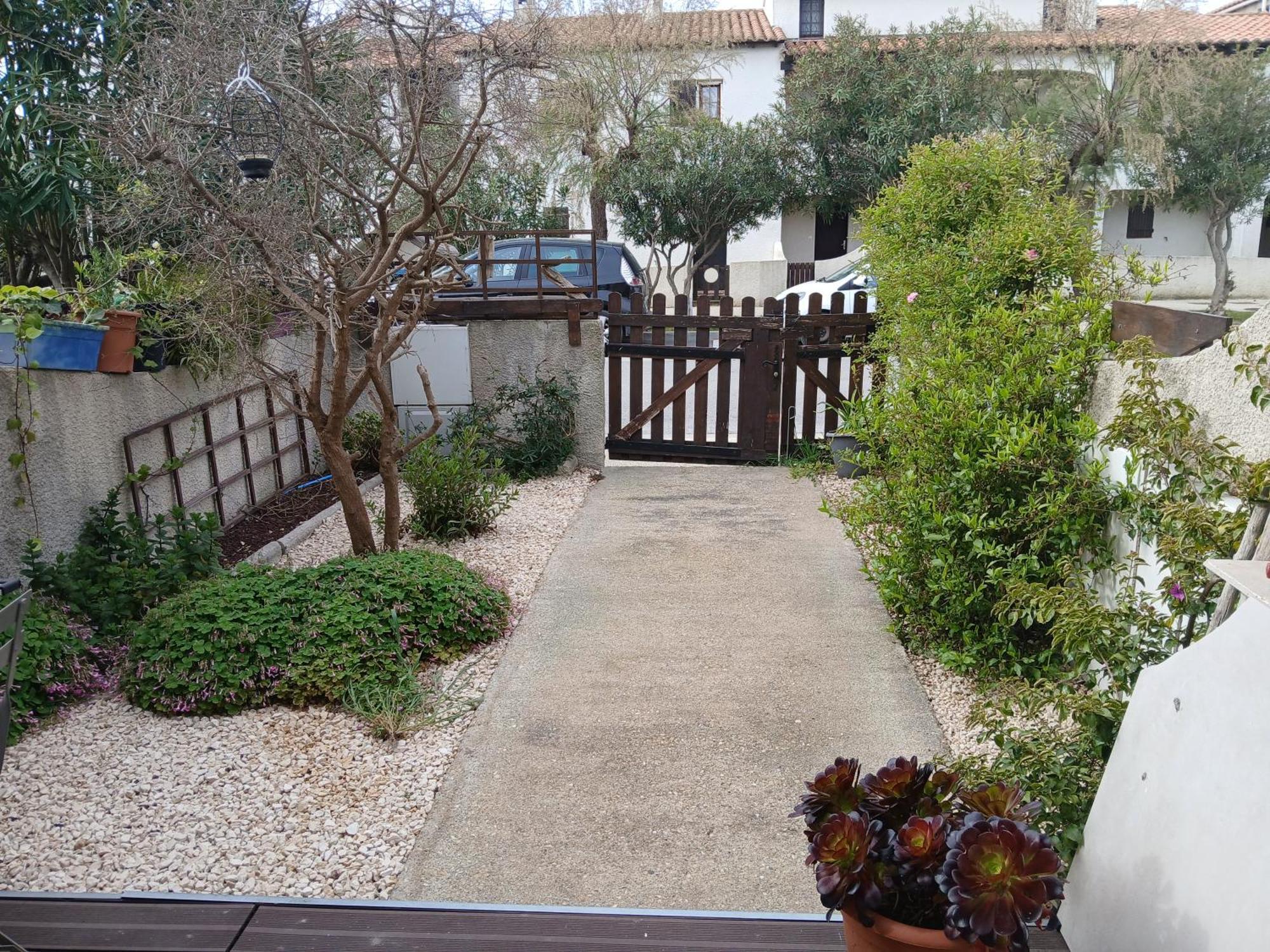Jolie Appartement Refait A Neuf Saintes-Maries-de-la-Mer Esterno foto